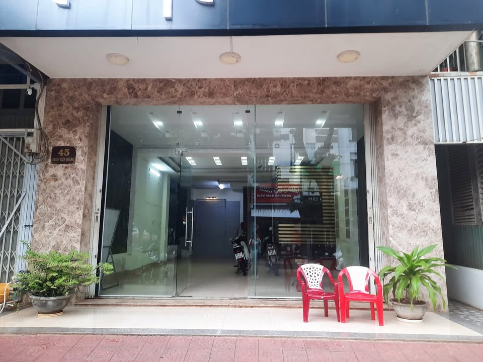 Cho thuê mặt tiền nhà 45 Đinh Tiên Hoàng, Pleiku 78m² - Không gian riêng biệt, thuận tiện kinh doanh!