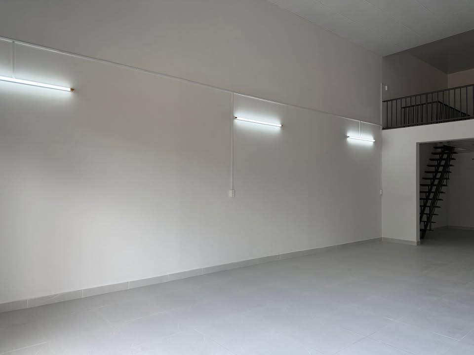 Cho thuê xưởng 100m² mặt tiền Tân Hiệp, Hóc Môn - Giá chỉ 7,5 triệu/tháng!