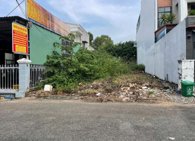 Biệt thự mặt tiền đường Bạch Đằng, 246m² giá 8 tỷ - Vị trí đắc địa tại Bà Rịa