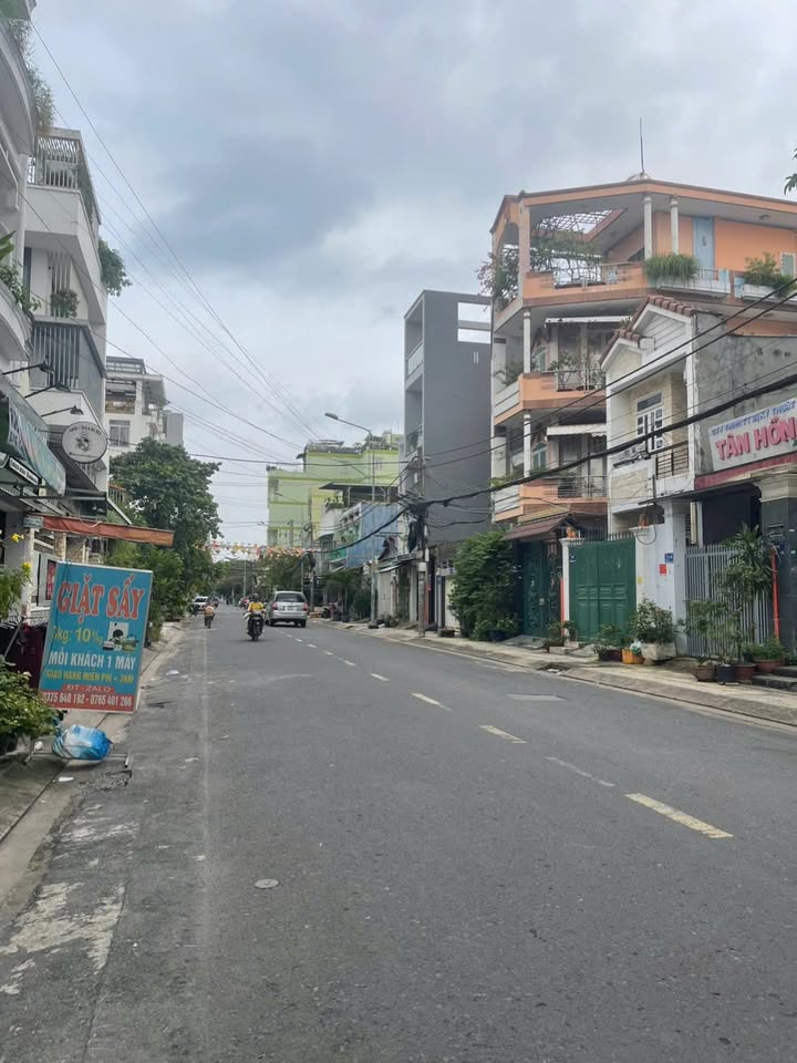 Nhà mặt tiền Dương Khuê Tân Phú 76m² giá 12.6 tỷ - Cơ hội đầu tư tuyệt vời!