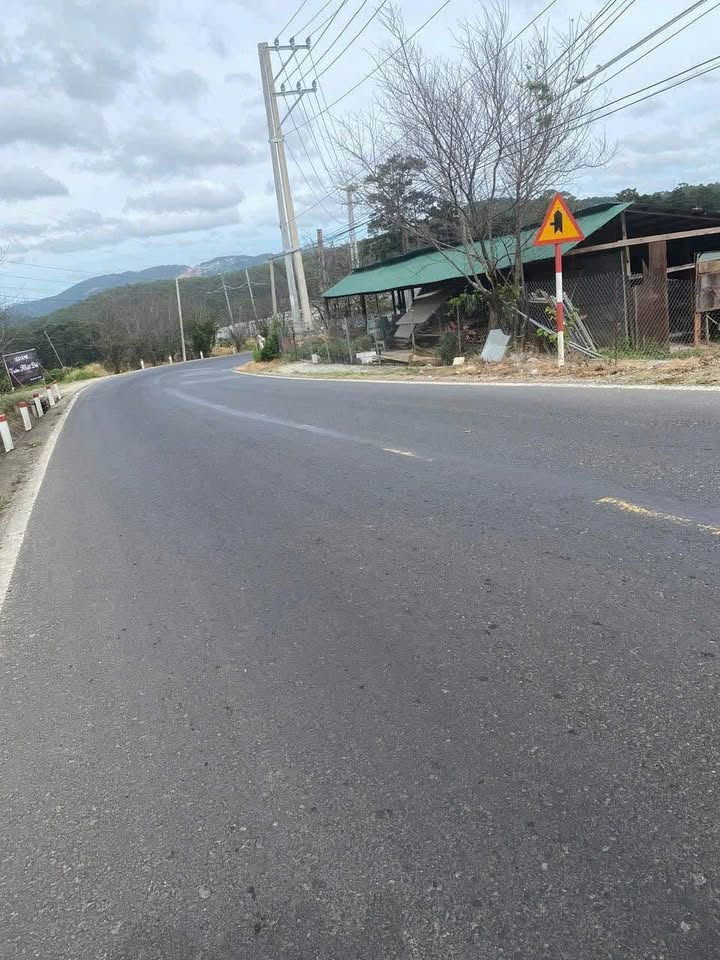 Đất nền Xuân Trường Đà Lạt 1807m² giá 9 tỷ - Mặt tiền Quốc Lộ 20