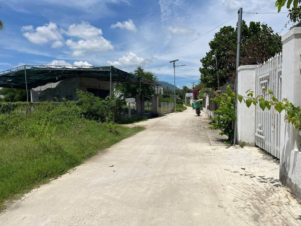 Đất nền Cam Phúc Bắc 392.9m² giá 3.1 tỷ - Sổ đỏ chính chủ, đường thông thoáng!