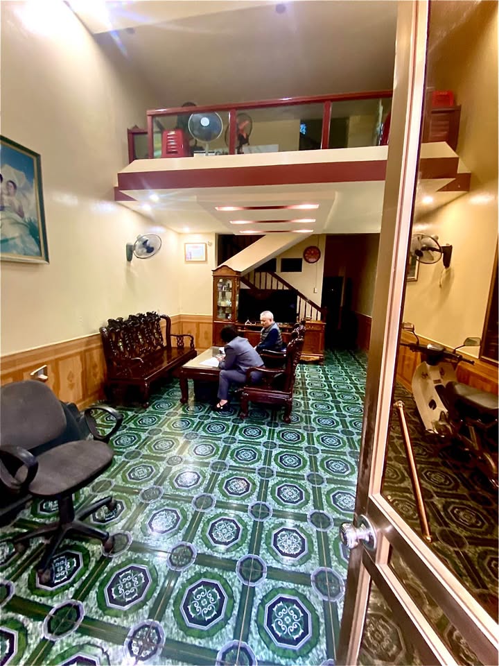 Nhà 3 tầng tại Phố Cũ, TP Cao Bằng 91m² - Khu dân trí cao, tiện kinh doanh!