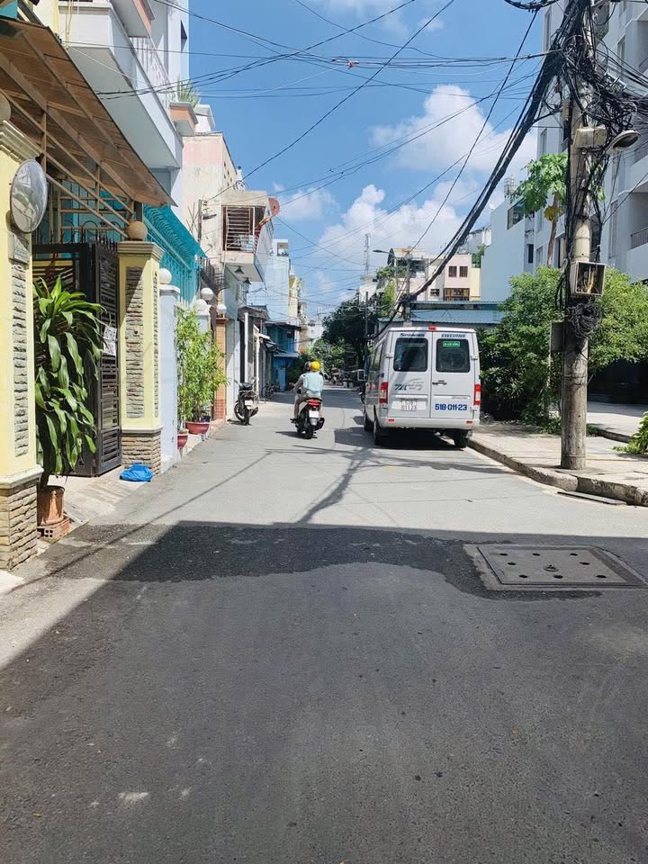 FrontHouse Lê Hồng Phong Quận 10 giá 9.3 tỷ - Đầu tư sinh lời ngay!