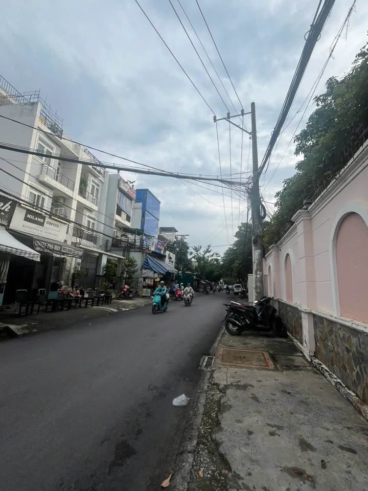 Bán FrontHouse An Khánh 279m² giá 75 tỷ - Mặt tiền góc 2 chiều kinh doanh