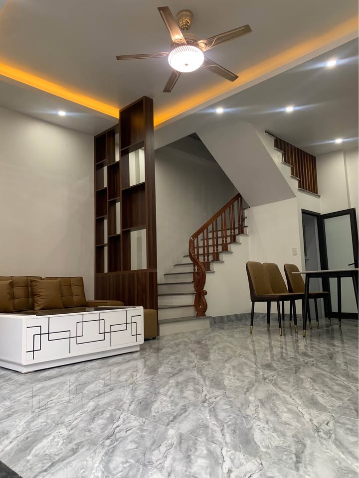 Nhà 3 tầng phường Quang Trung Thái Bình 50m² - Sẵn sàng vào ở ngay!