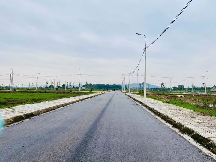 Đất nền Phú Sơn Thanh Hóa 82.5m² giá 3 tỷ - Mặt tiền 5m, gần chợ và trường học!
