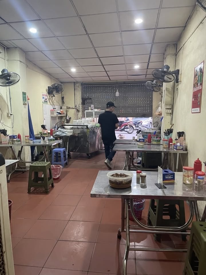 FrontHouse Văn Chương 57m² giá 12.5 tỷ - Kinh doanh sầm uất ngay trung tâm Đống Đa!