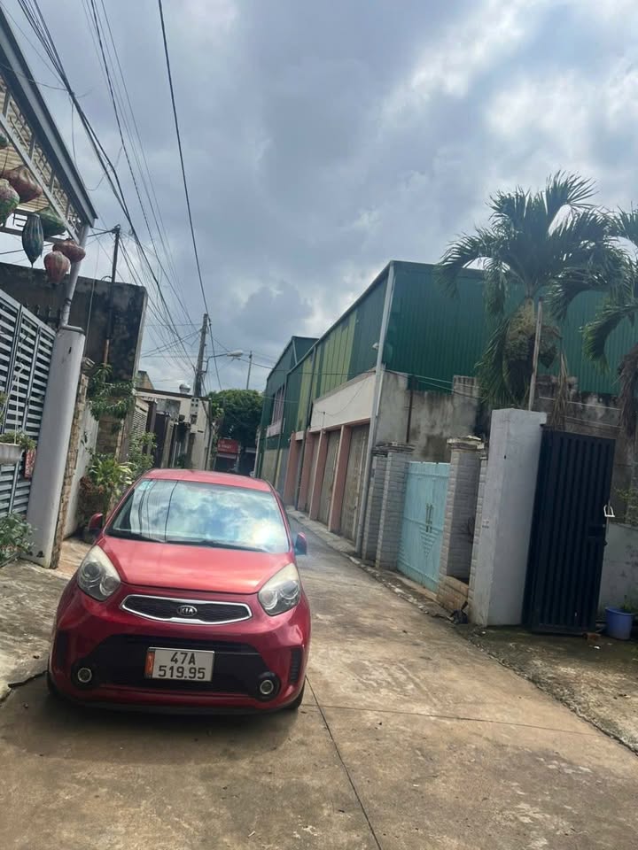 Nhà phố Hẻm cấp 1 Hà Huy Tập, Buôn Ma Thuột 305m² giá 6.5 tỷ - Cơ hội đầu tư hấp dẫn!