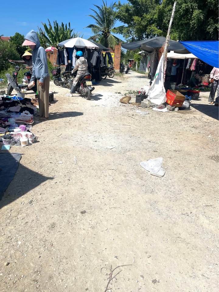 Đất nền Vạn Hưng 175m² giá 1.25 tỷ - Đầu tư hấp dẫn hai mặt tiền!