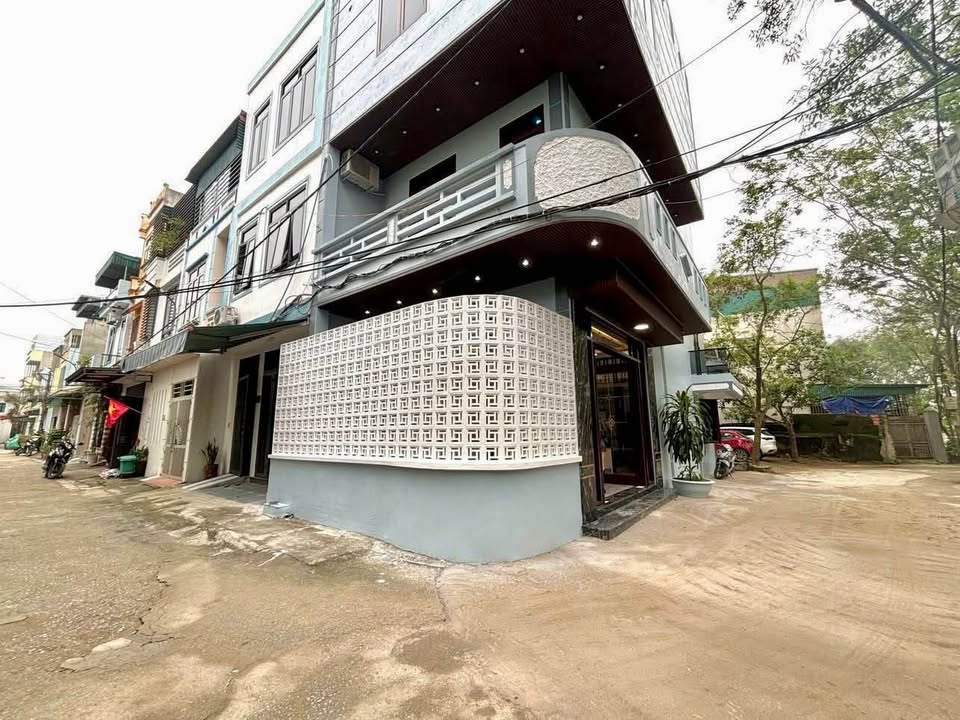 Nhà 3 mặt thoáng Nguyễn Công Trứ, Đông Sơn 66m² giá 5 tỷ - Tiềm năng đầu tư lớn!