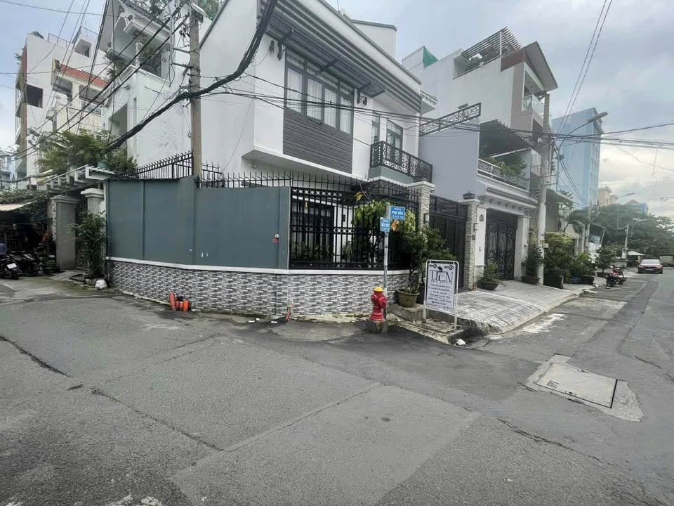 FrontHouse góc 2 mặt tiền Minh Phụng, Q.11, 35m² chỉ 11 tỷ - Kinh doanh sầm uất!