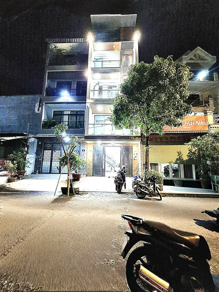 Nhà mặt tiền đường số 1 Phạm Hữu Lầu, Quận 7, Diện tích 80m², Giá 17.9 tỷ - Cơ hội đầu tư kinh doanh tuyệt vời!