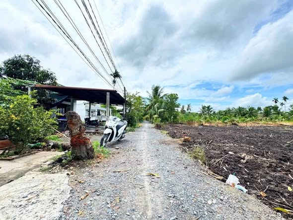 Đất thổ cư xã Hựu Thạnh, Đức Hòa 192m² giá 900 triệu - Sổ hồng chính chủ!