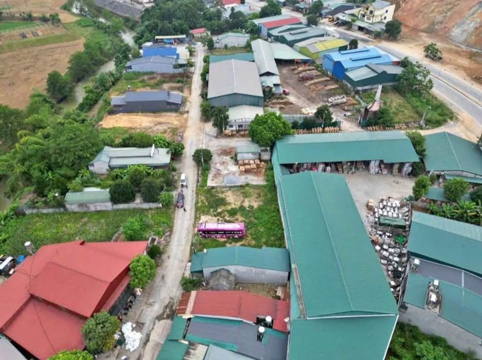 Nhà bán gấp đường M2, phường Lào Cai 150m² giá 1.1 tỷ - Chính chủ, giao dịch nhanh!