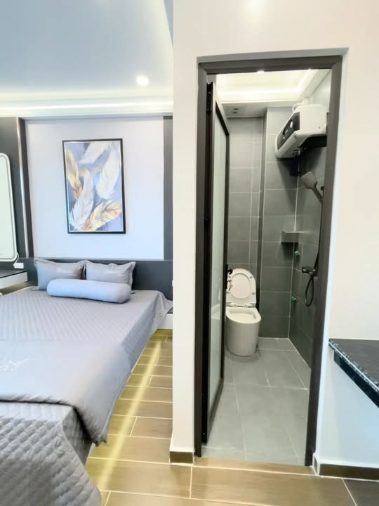 Nhà 3 tầng Hồng Thái, An Dương, 65.5m² giá 3.35 tỷ - Độc lập, ô tô đỗ trước sân!