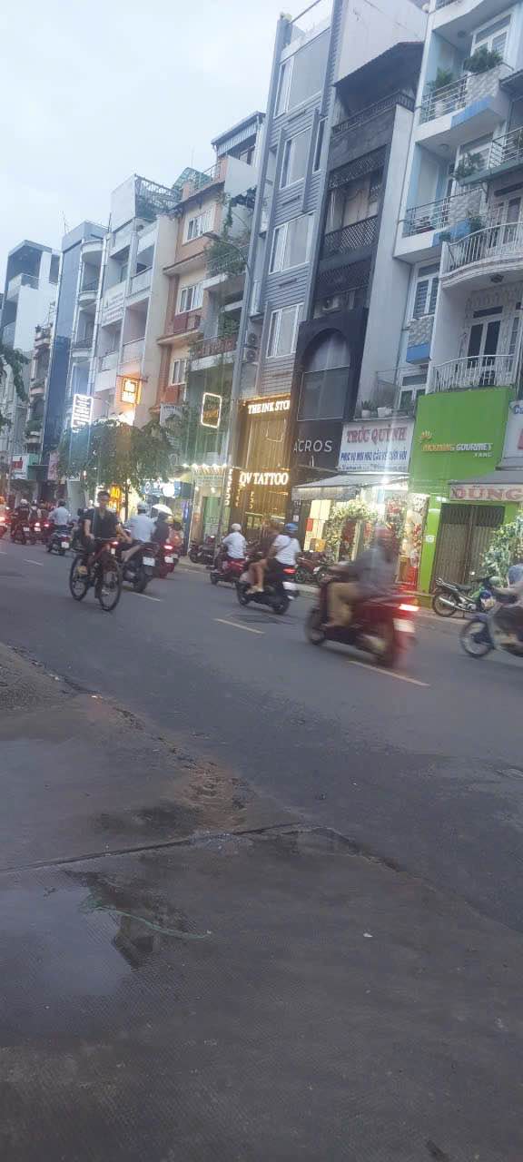 Nhà mặt tiền đường Nguyễn Đình Chiểu, quận 3, diện tích 57.1m², giá 35 tỷ - Kinh doanh sầm uất!