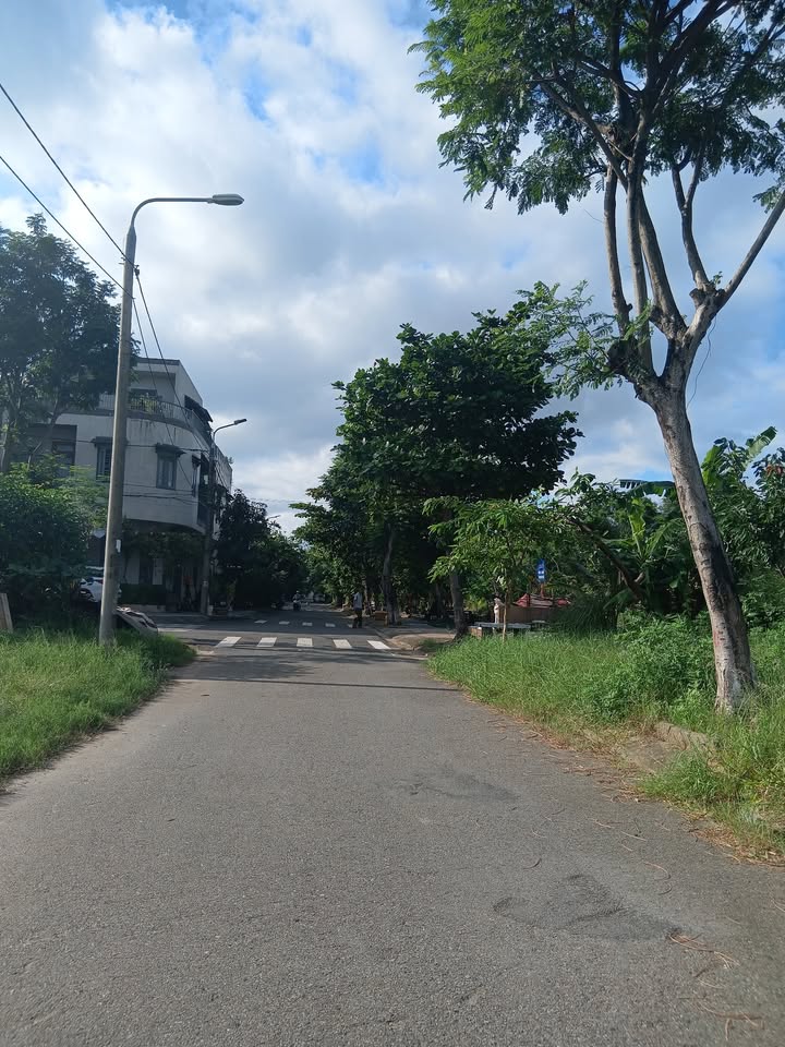 Đất nền Hòa Minh, Đà Nẵng 81m² giá 5.55 tỷ - Hướng Đông Nam, View đẹp!