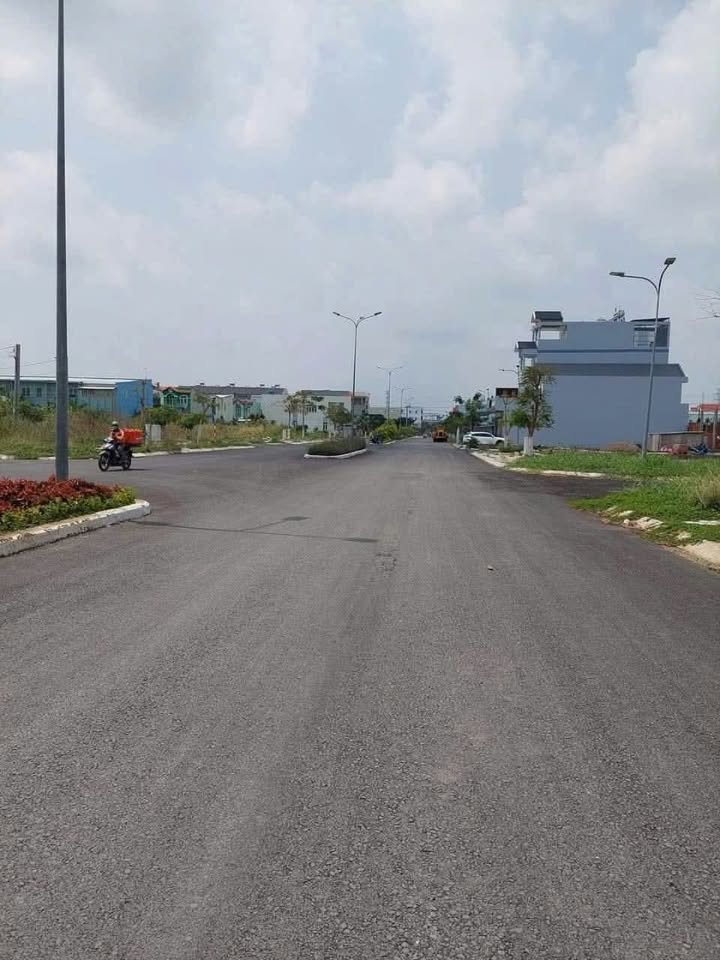 Đất nền góc đường số 8 KDC Tràng An Bạc Liêu 142.2m² giá 2.2 tỷ - Đầu tư sinh lời ngay!