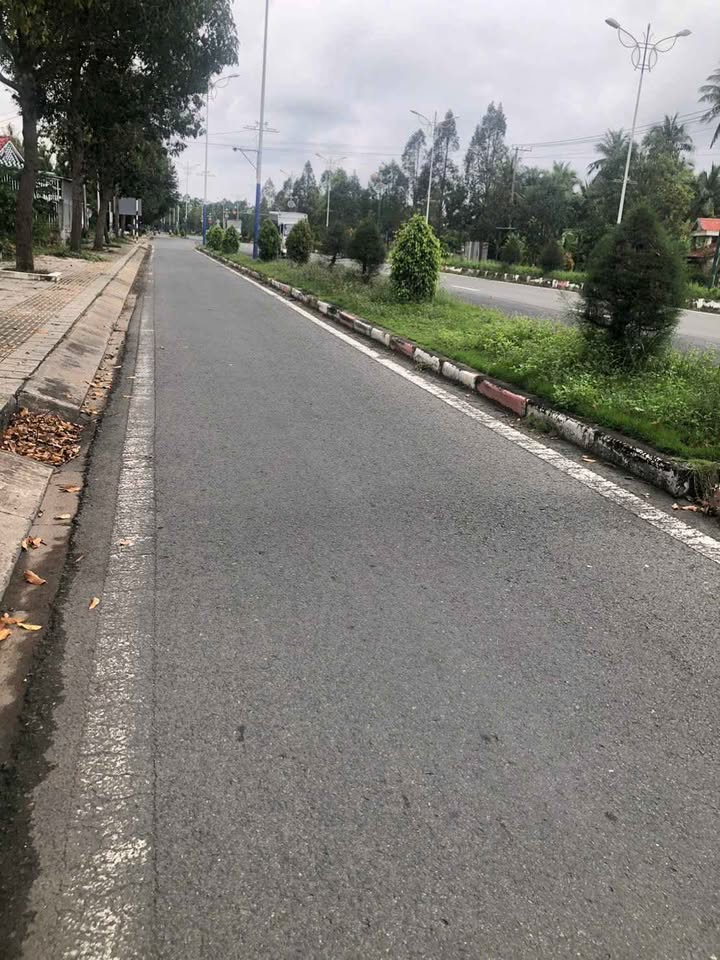 Cho thuê mặt bằng mặt tiền đường Trương Vĩnh Trọng, Giồng Trôm - Tiện lợi cho kinh doanh chỉ 2 triệu/tháng!