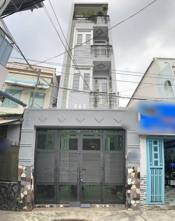 Nhà bán Xóm Chiếu 149m² giá 6.15 tỷ - Chính chủ, vào ở ngay!