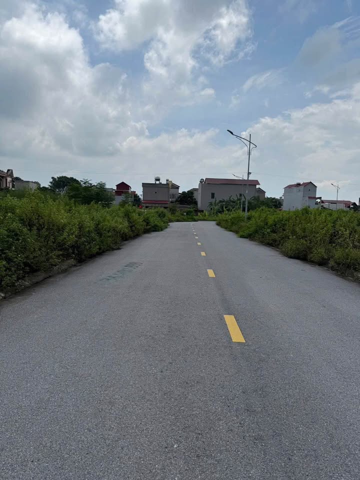 Đất đấu giá TDP Kem, Nham Biền, 90m² giá chỉ 3 tỷ - Sổ đỏ chính chủ!