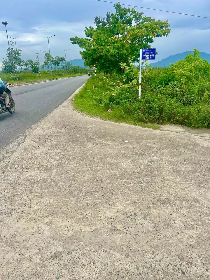 Đất nền Hòa Tiến 121m² giá 1.3 tỷ - Chính chủ bán gấp!