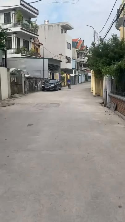 Đất nền Bãi Cháy Hạ Long 91.7m² giá 3.8 tỷ - Sổ đỏ chính chủ, vị trí đẹp!