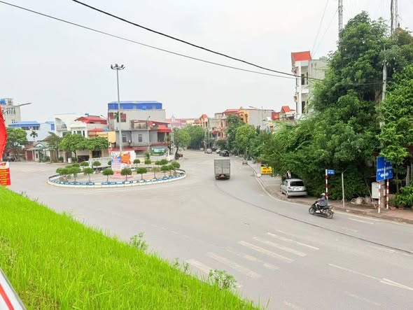 Nhà đẹp Phường Hồng Châu Hưng Yên 176m² giá 10 tỷ - Chính chủ bán gấp!