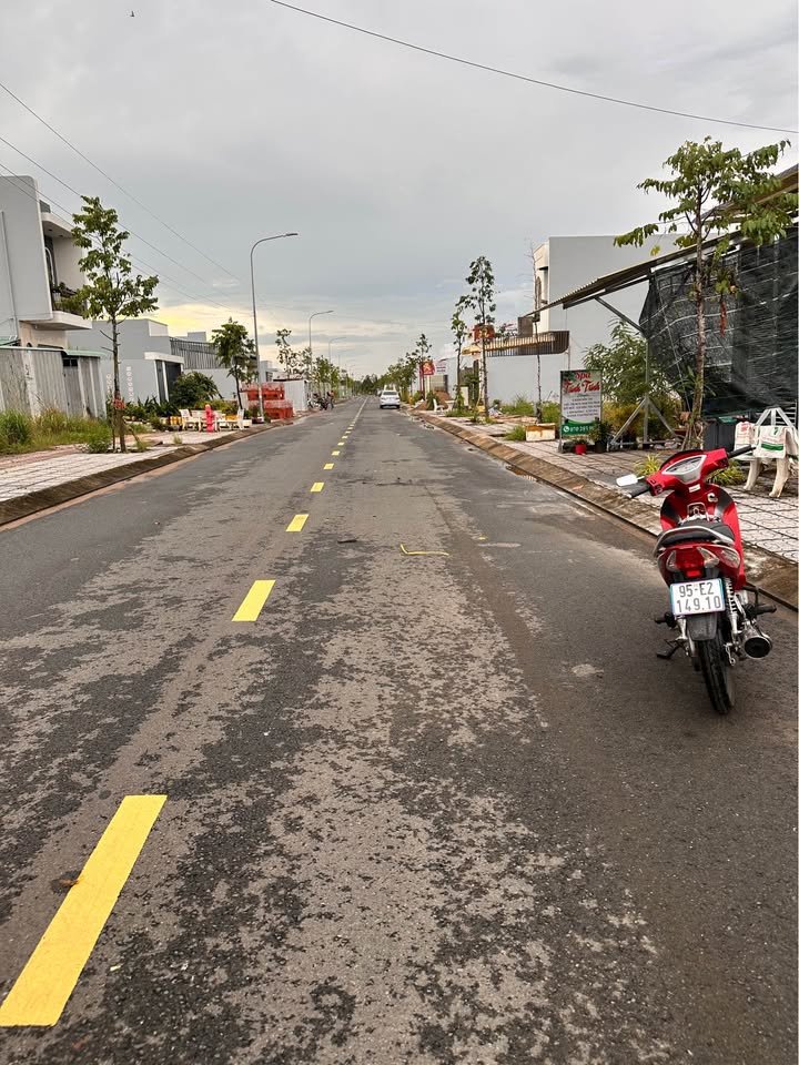 Đất nền đường số 13, phường Vị Tân, Hậu Giang 101m² giá 680 triệu - Vị trí đắc địa thuận lợi!