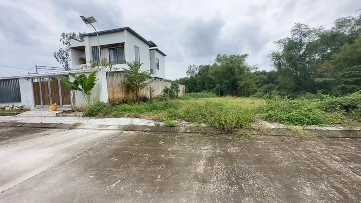 Đất nền Phú Ninh 300m² giá 1.1 tỷ - Gần khu vực Hoa Lạc xe Phú Ninh!