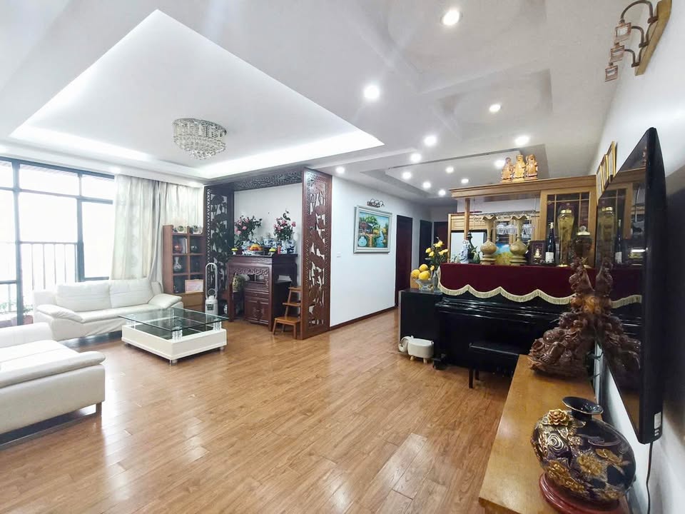 Căn hộ C'LAND TOWER Mỹ Đình 128m² giá 9 tỷ - Nội thất cao cấp sẵn ở!