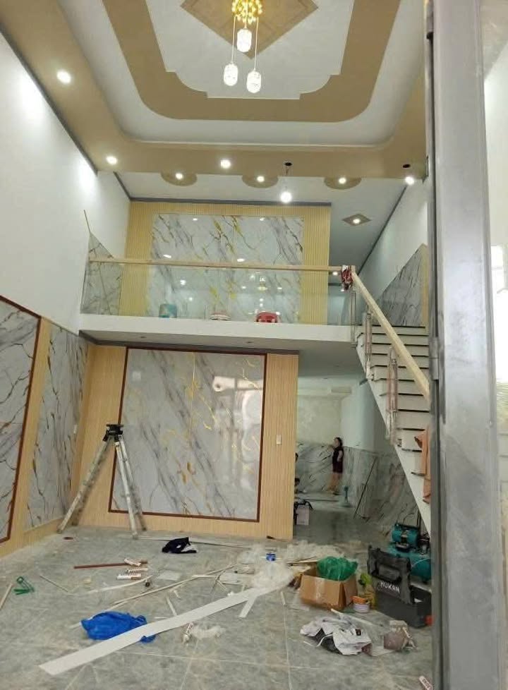 Nhà Tân Hiệp Tân Uyên 72m² giá 1.08 tỷ - Nhà mới, tiện nghi hiện đại!