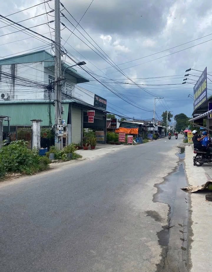 Đất mặt tiền đường D8 An Tây, Bến Cát 50m² giá 4.25 tỷ - Kinh doanh sầm uất!