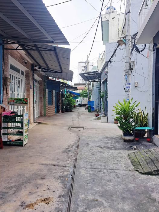 Nhà bán 403/14/12 Hương Lộ 3, quận Bình Tân, 70m² - Cơ hội đầu tư tuyệt vời!