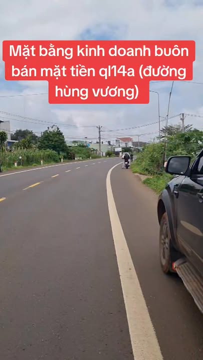Mặt bằng kinh doanh mặt tiền đường Hùng Vương Chư Sê 1990m² - Giá thương lượng hấp dẫn!