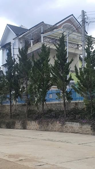 Nhà riêng đường Lữ Gia, phường Lâm Viên, Đà Lạt 100m² giá 8.8 tỷ - Pháp lý sổ hồng riêng