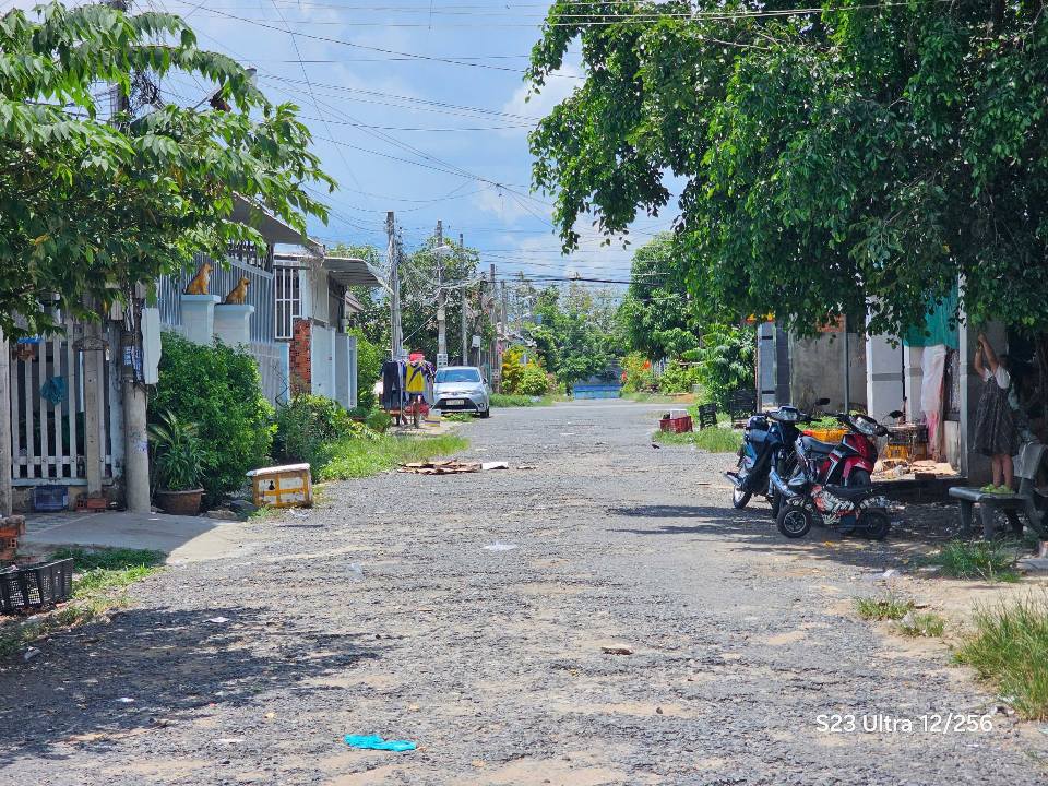 Nhà C4 cần bán tại phường Long Hoa, Tây Ninh 122m² giá 1.15 tỷ - Khu vực đầy đủ tiện ích!