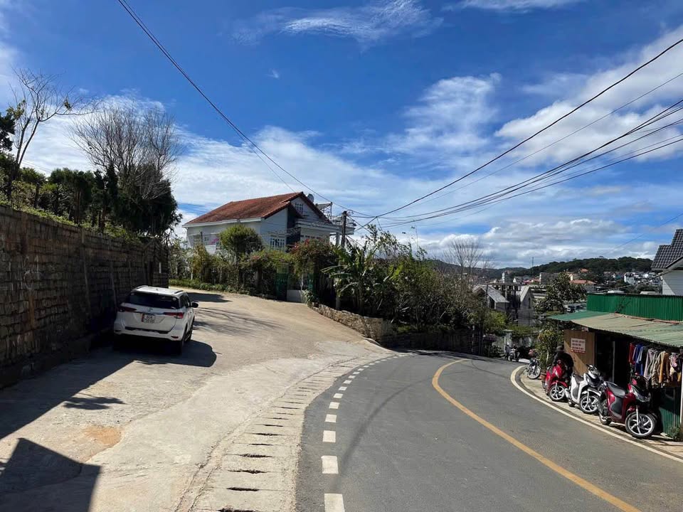 Bán đất 2 mặt tiền Đống Đa, Đà Lạt 964m² giá 52 tỷ - Sẵn sàng chuyển nhượng!