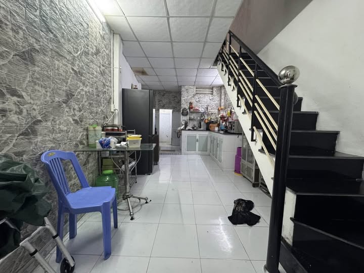 Nhà 1.5 tầng tại trung tâm Hải Châu, Đà Nẵng 50m² giá chỉ 2.89 tỷ - An cư lý tưởng!