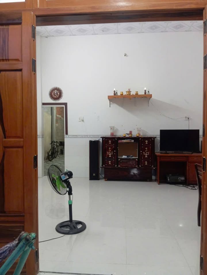 Nhà riêng Tri Hải, Ninh Hải 142m² giá 1.15 tỷ - Đường betong ô tô vào tận nơi!