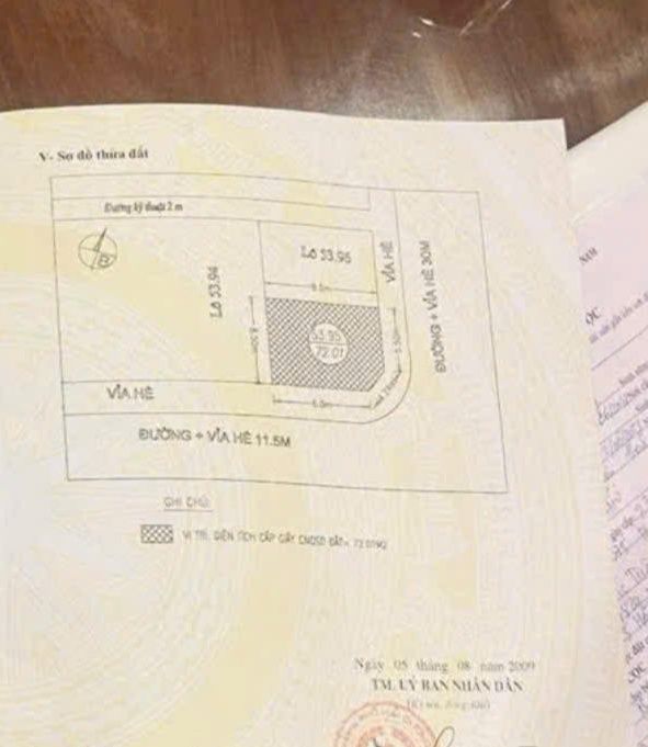 Đất nền góc Hoàng Quốc Việt 72m² giá 6 tỷ - Địa thế đẹp, đầu tư sinh lời!