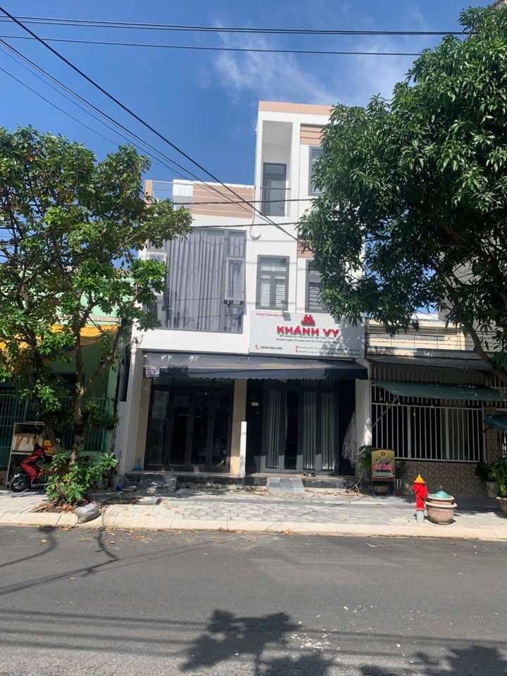 Nhà mặt tiền Lê Tấn Trung, Sơn Trà, 97m² giá 13 tỷ - Cơ hội đầu tư sinh lời!