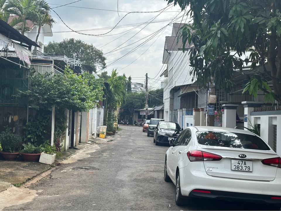 Nhà cấp 4 mặt tiền Phan Văn Khỏe, Buôn Ma Thuột, 117m² giá 5.5 tỷ - Đầu tư sinh lời ngay!