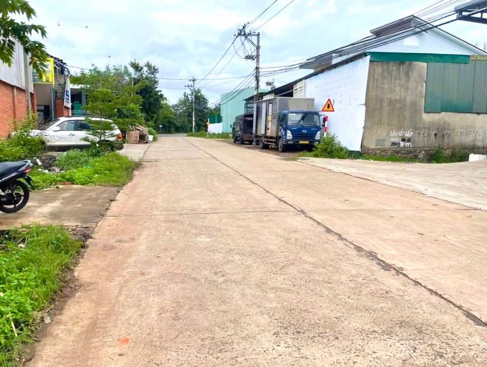 Nhà kinh doanh quán nhậu hoặc cafe tại Liên Thôn 4, Buôn Ma Thuột 501m² giá 5.99 tỷ - Đầu tư sinh lời ngay!