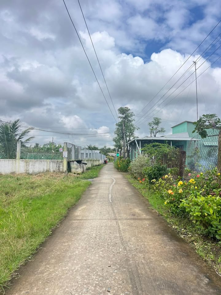 Đất nền Gò Công Tiền Giang 125m² giá chỉ 200 triệu - Đường xe hơi dễ dàng tiếp cận!