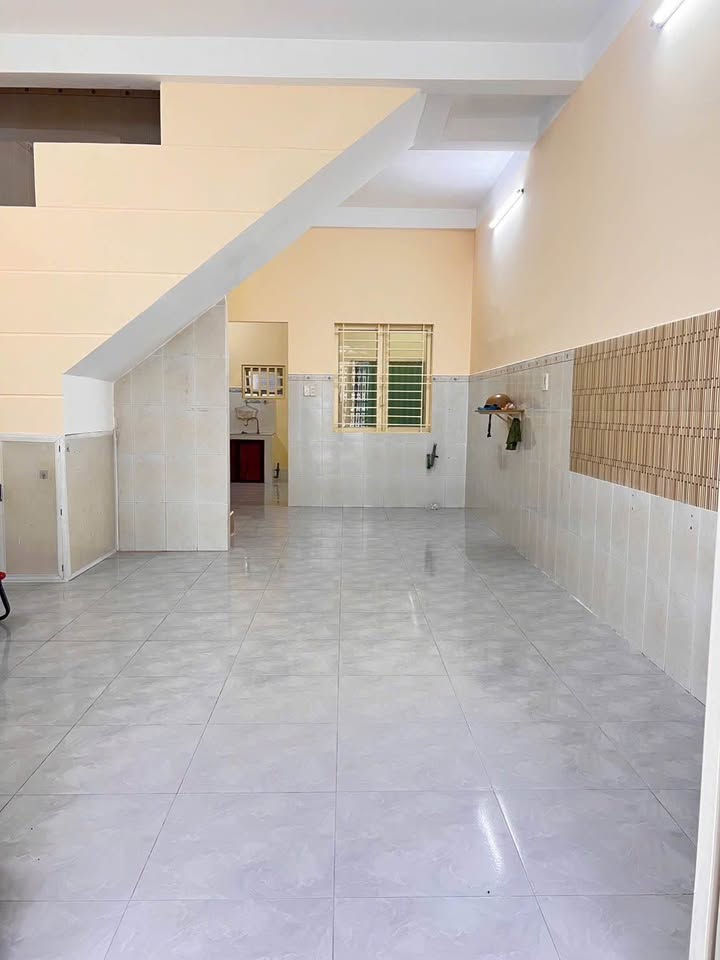 Nhà phố Hoàng Quân Cái Răng 69m² giá 2.45 tỷ - Sẵn sàng vào ở ngay!