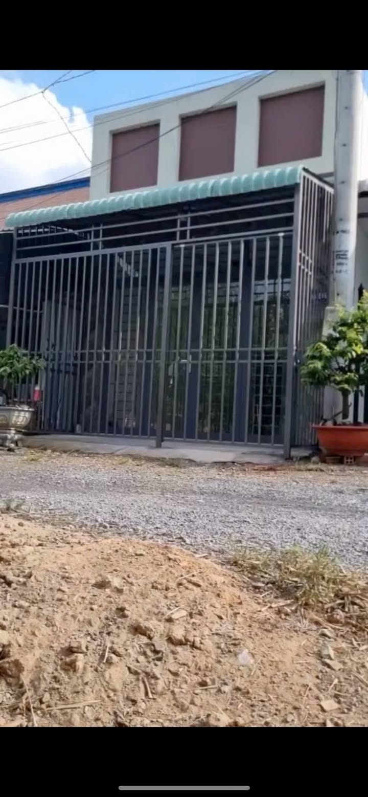 Nhà phố Củ Chi 64m² giá 1.65 tỷ - Chính chủ bán nhanh!