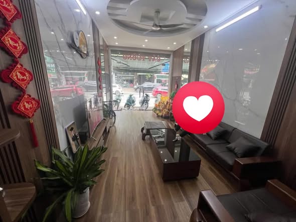 Nhà mặt phố Tống Duy Tân 60m² giá 8 tỷ - Đặc điểm nổi bật, kinh doanh tốt!