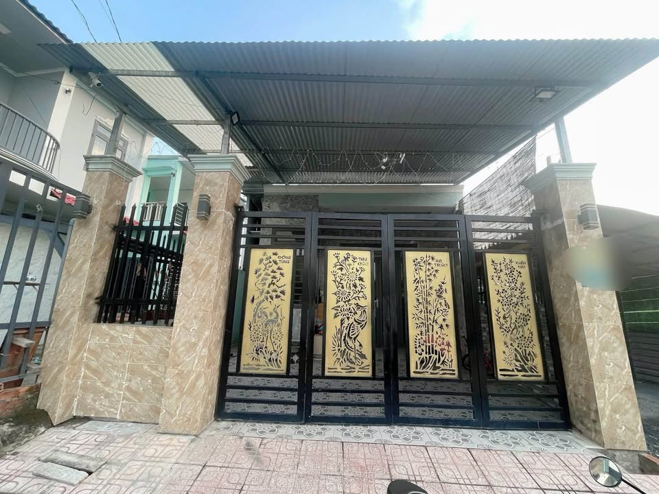 Nhà phố Trảng Dài, Biên Hòa 102m² giá 1.16 tỷ - Sổ đỏ chính chủ, sẵn sàng vào ở!